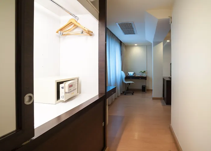 Hotel Aspen Sukhumvit 2 4*