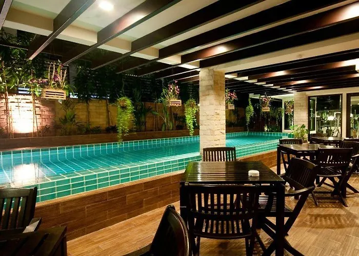 Aspen Sukhumvit 2 Hotel 4*