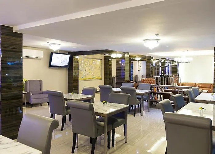 Aspen Sukhumvit 2 Hotel